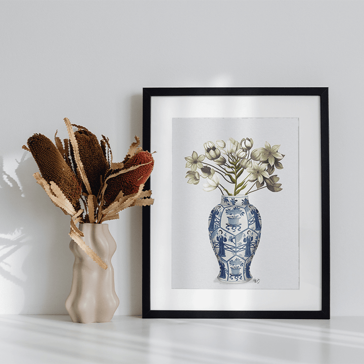 Chinoiserie Arabian Star White, Blue Vase